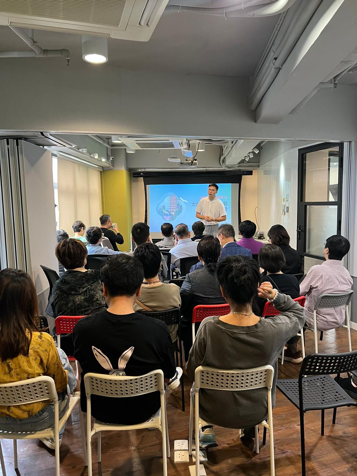 Retirement seminar and sharing session